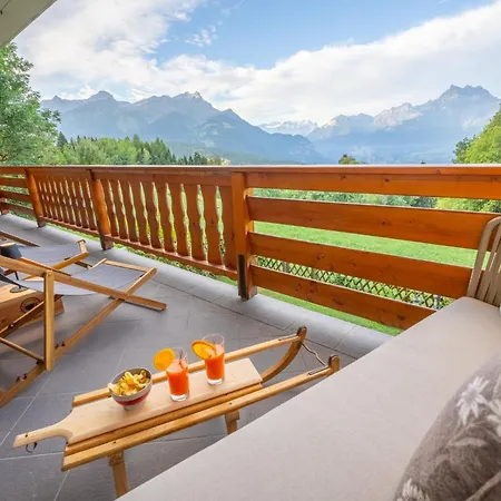 Le Balcon Des Dents Du Midi,